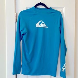 Men’s Quicksilver rash guard. Size M.
